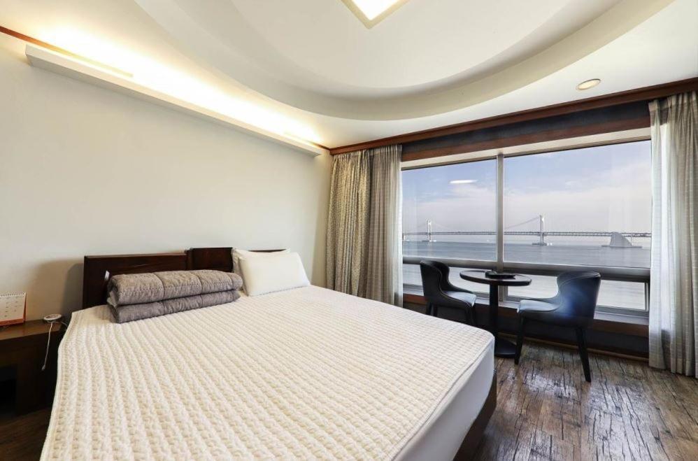 Bridge Hotel Μπουσάν Εξωτερικό φωτογραφία